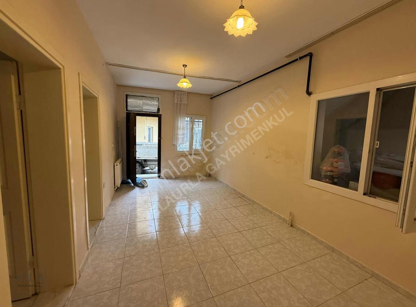 Urla Yelaltı Mah. Bahçeli Kiralık 2+1 Daire - Görsel 11