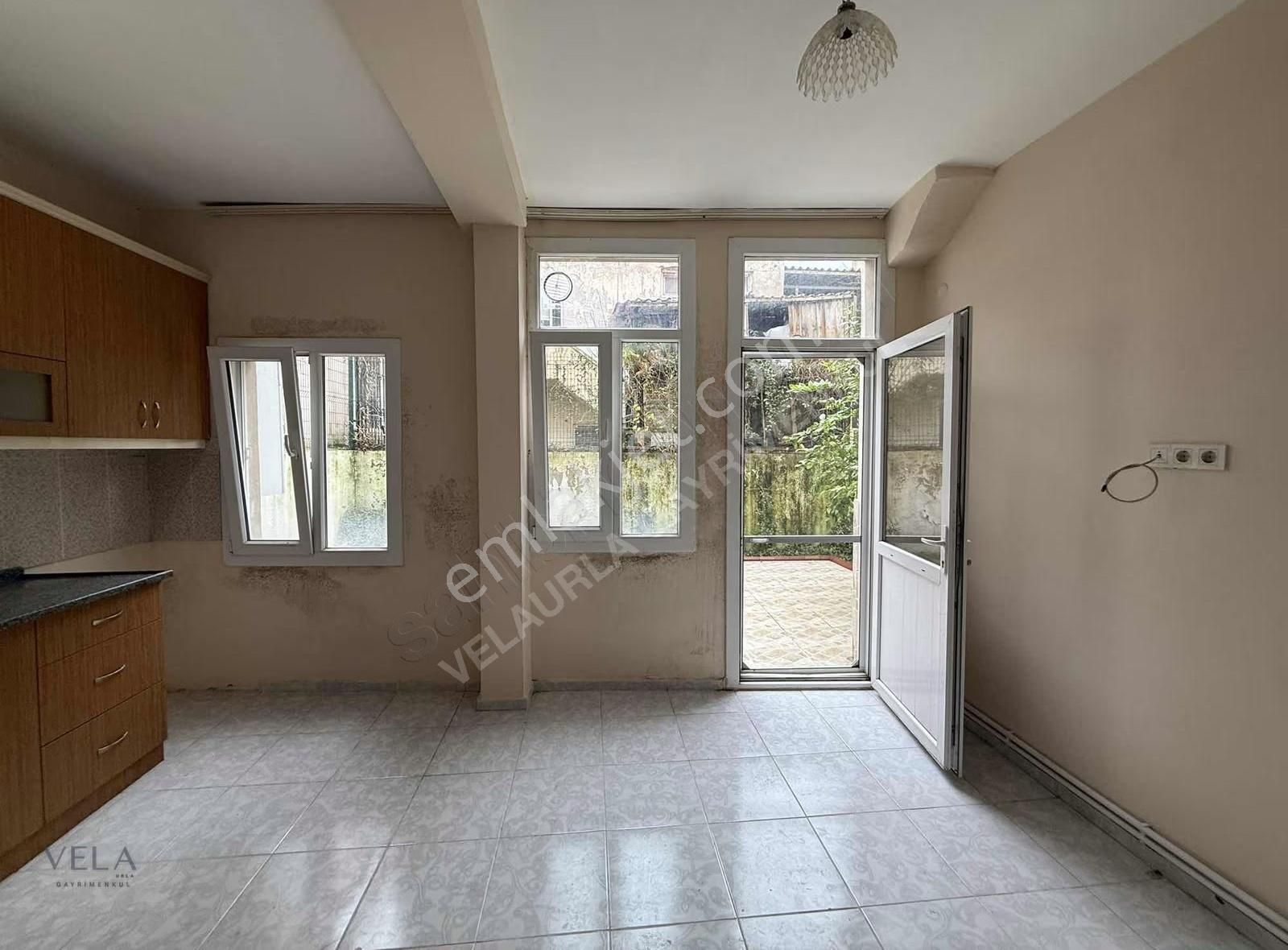 Urla Yelaltı Mah. Bahçeli Kiralık 2+1 Daire - Görsel 5