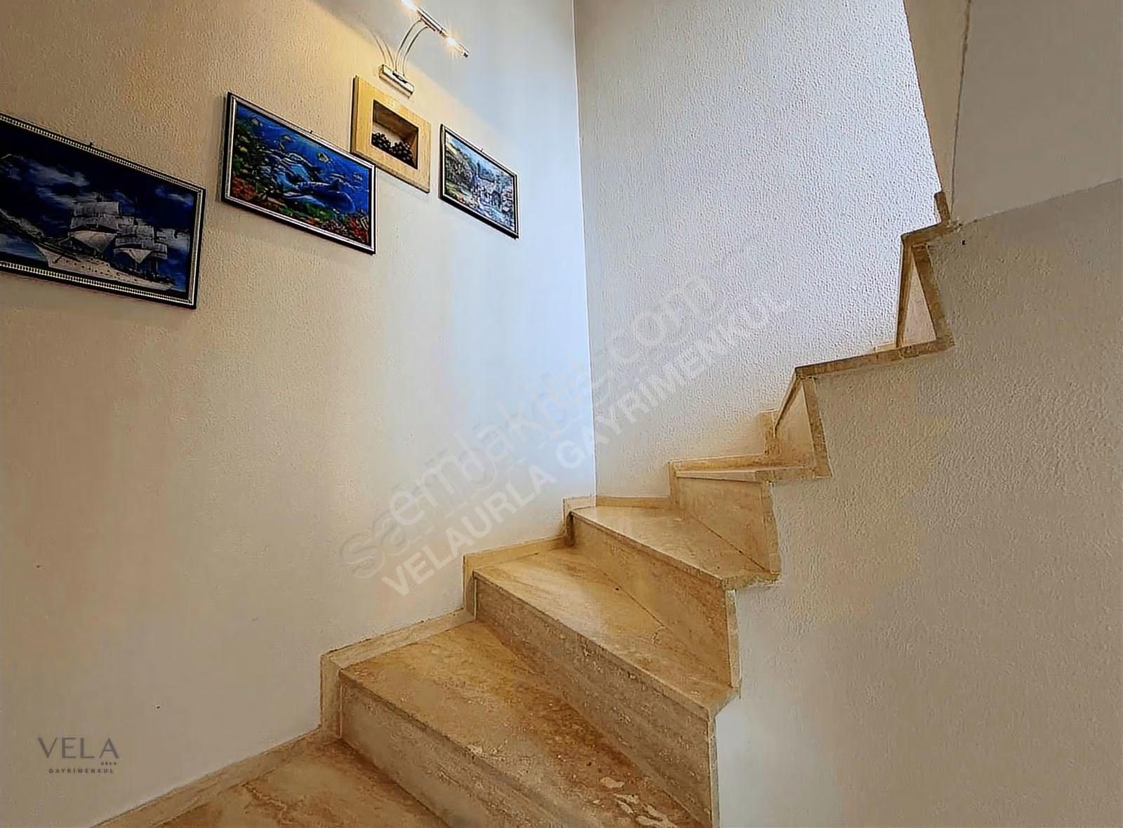 Urla Çeşmealtı Deniz Manzaralı Havuzlu Müstakil 2+1 Villa - Görsel 15