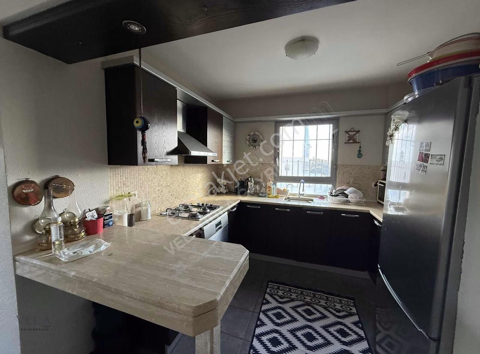 Urla Çeşmealtı Deniz Manzaralı Havuzlu Müstakil 2+1 Villa - Görsel 16