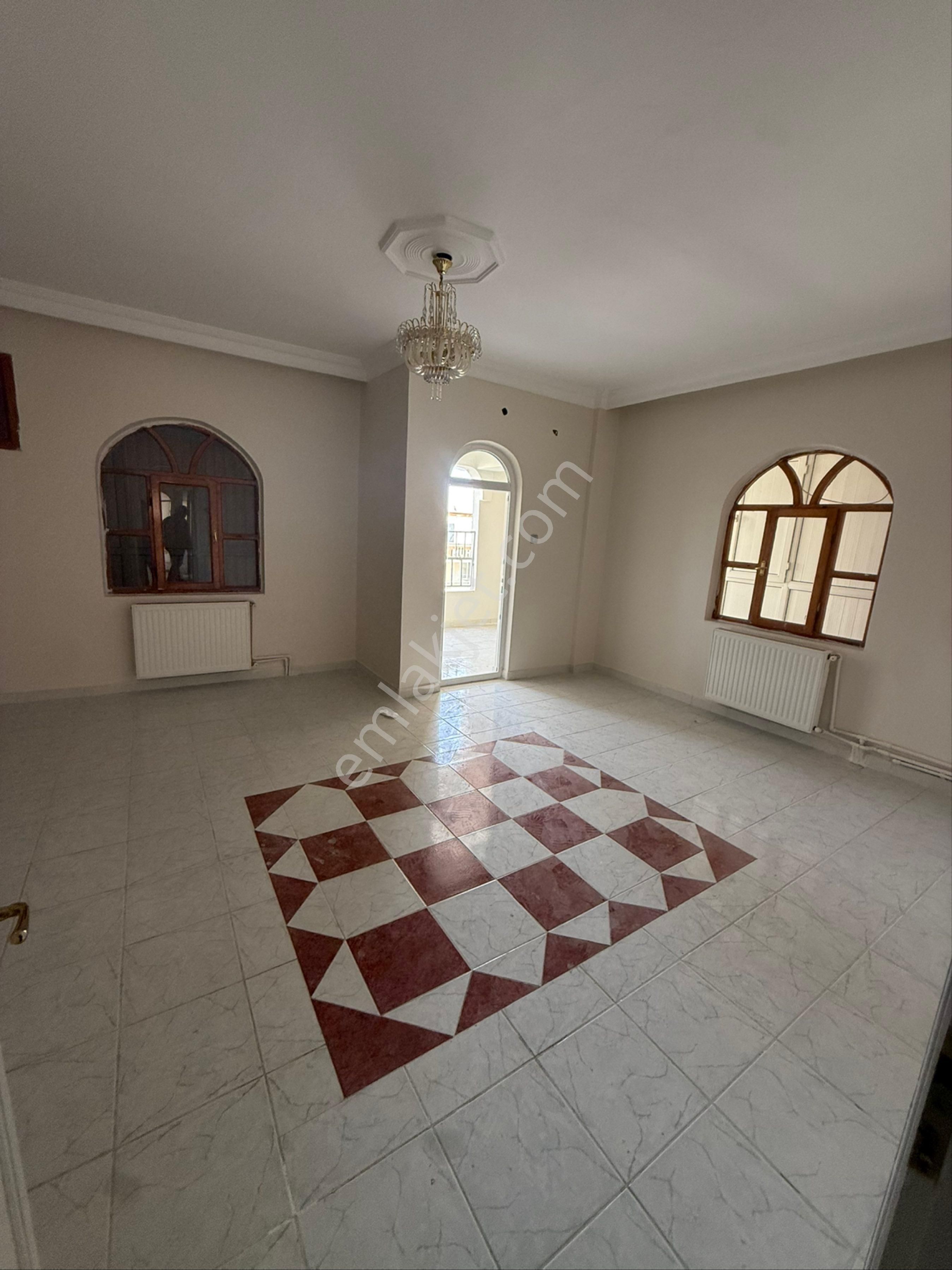 Has Birlik Emlaktan Kiralık Ara Kat Temiz Daire - Görsel 8