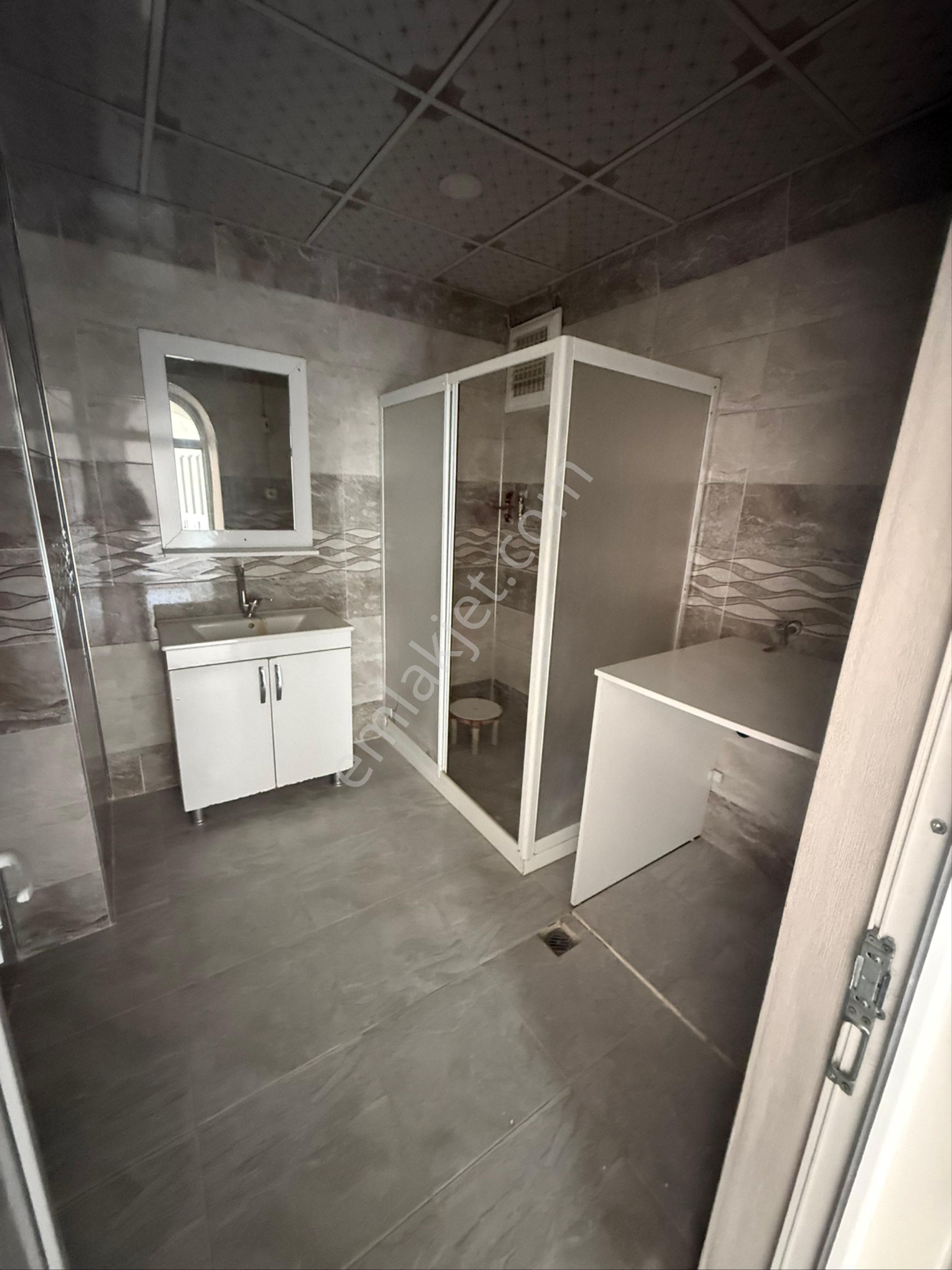 Has Birlik Emlaktan Kiralık Ara Kat Temiz Daire - Görsel 4