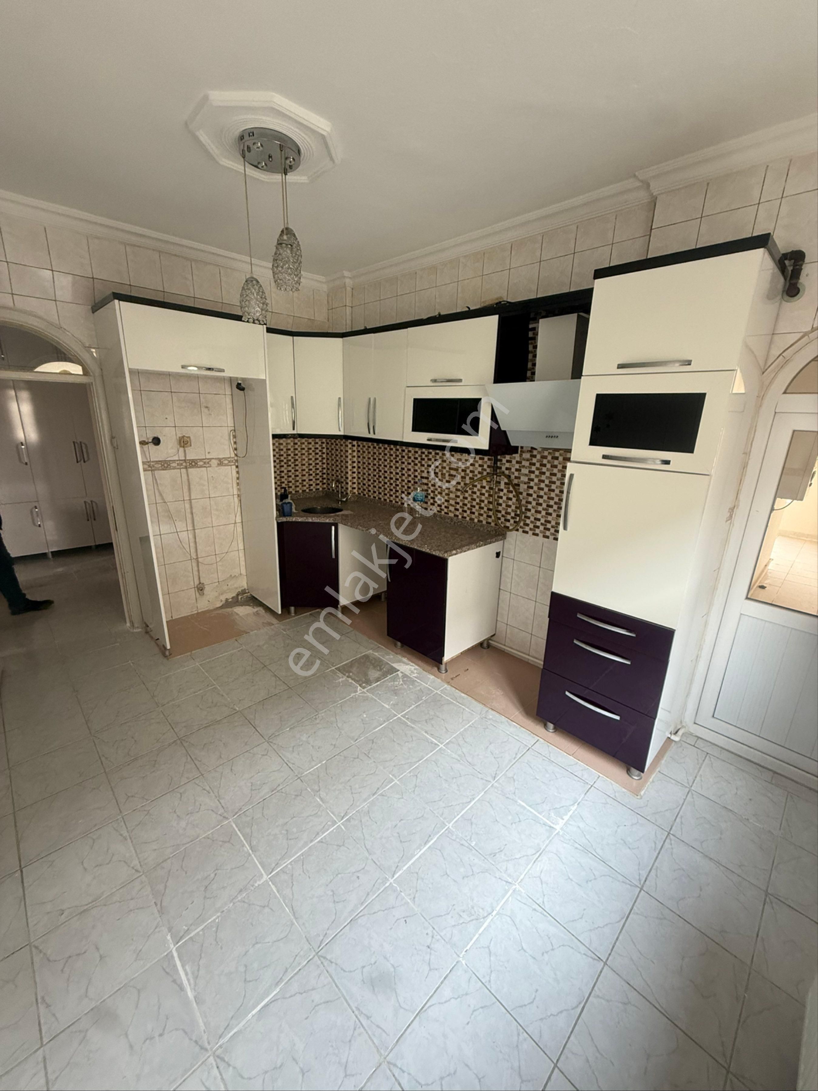 Has Birlik Emlaktan Kiralık Ara Kat Temiz Daire - Görsel 5