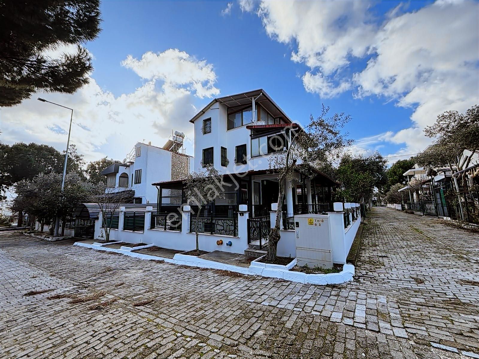 Nazilli Pazarına Denize Yürüme Mesafesinde Yazlık