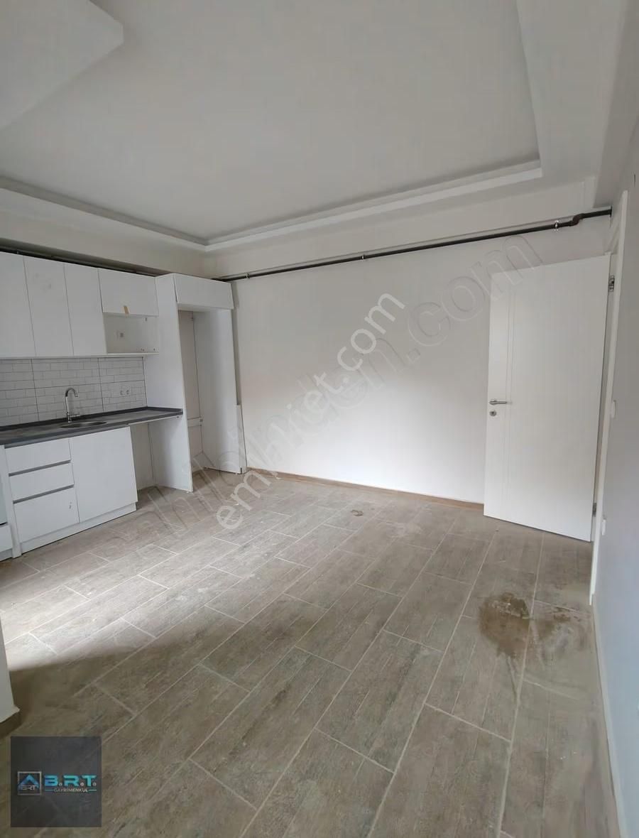 Merkezi Konumda Sıfır 1+1 Kiralık Daire - Görsel 2