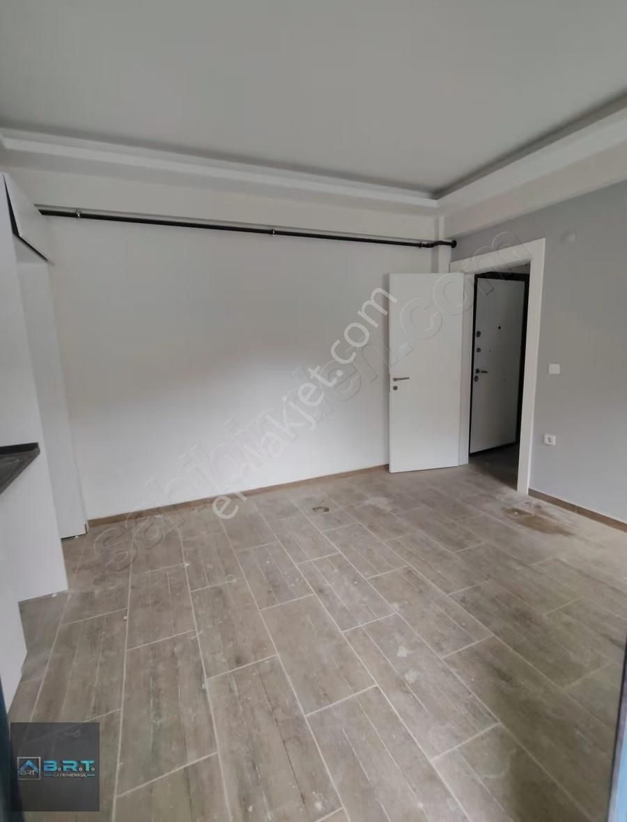 Merkezi Konumda Sıfır 1+1 Kiralık Daire - Görsel 11