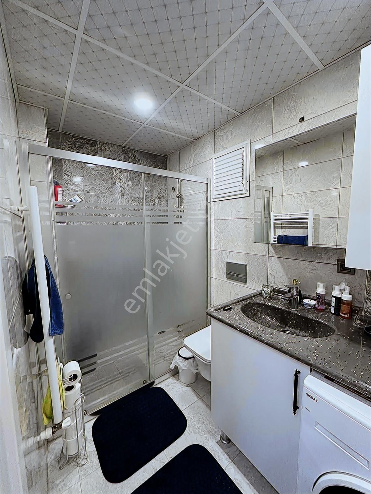 Erguvan Cad.bulvar Üzeri Hasarsız İskanlı Kombili 1+1 Satılık - Görsel 16