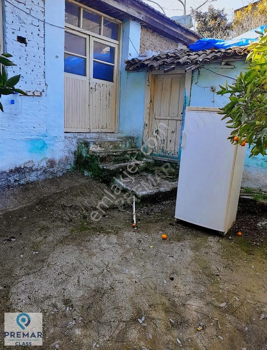 Koçarlı Çakmar'da Köşe Parsel, Bahçeli Kargir Ev Arsası - Görsel 8