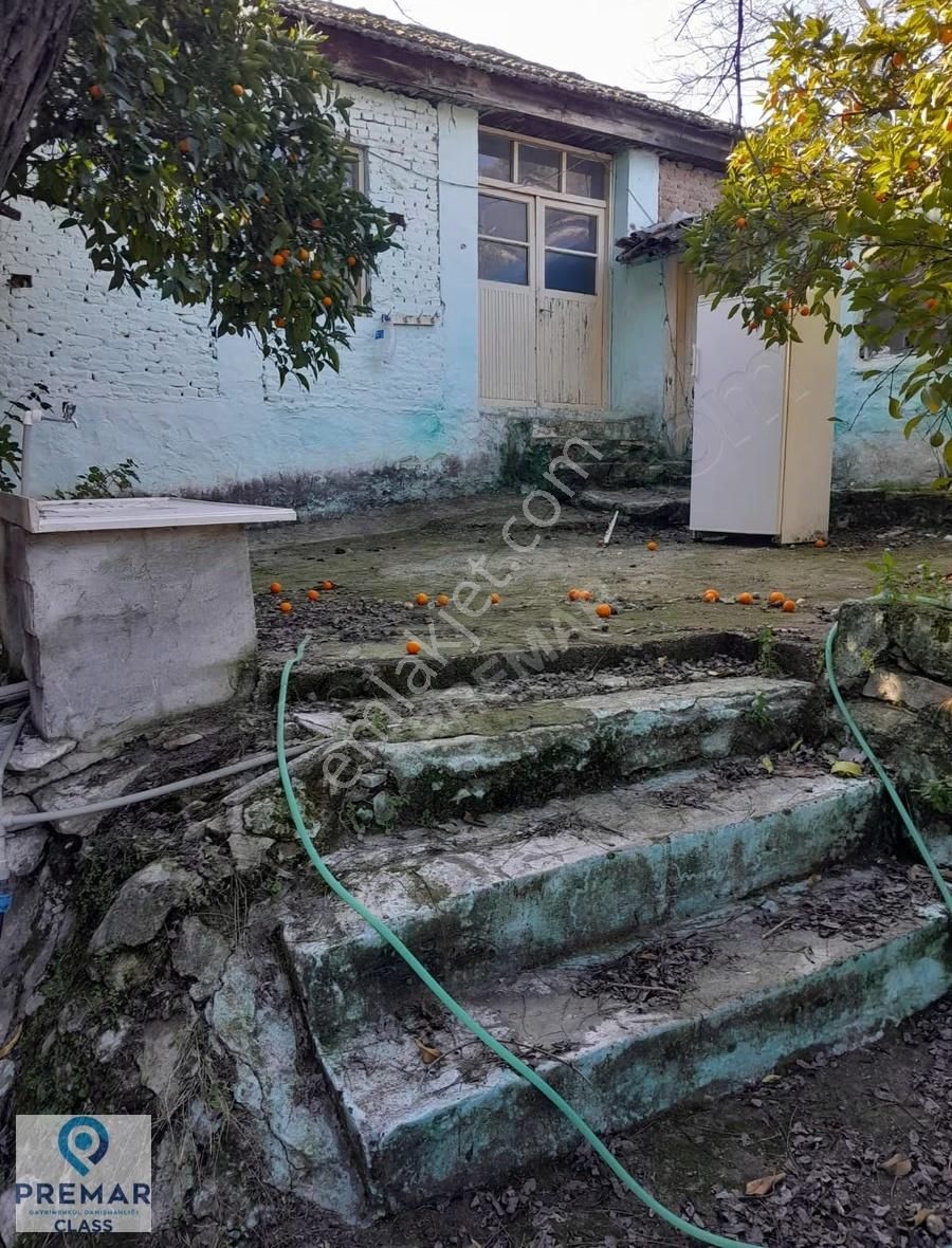 Koçarlı Çakmar'da Köşe Parsel, Bahçeli Kargir Ev Arsası - Görsel 12