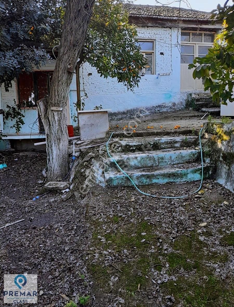Koçarlı Çakmar'da Köşe Parsel, Bahçeli Kargir Ev Arsası - Görsel 2