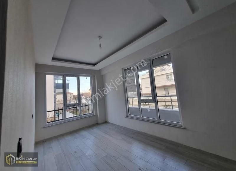 Meram Alakova Mah. Bim Market Yakını 2+1 Lüx Y. Girişkat Daire - Görsel 5