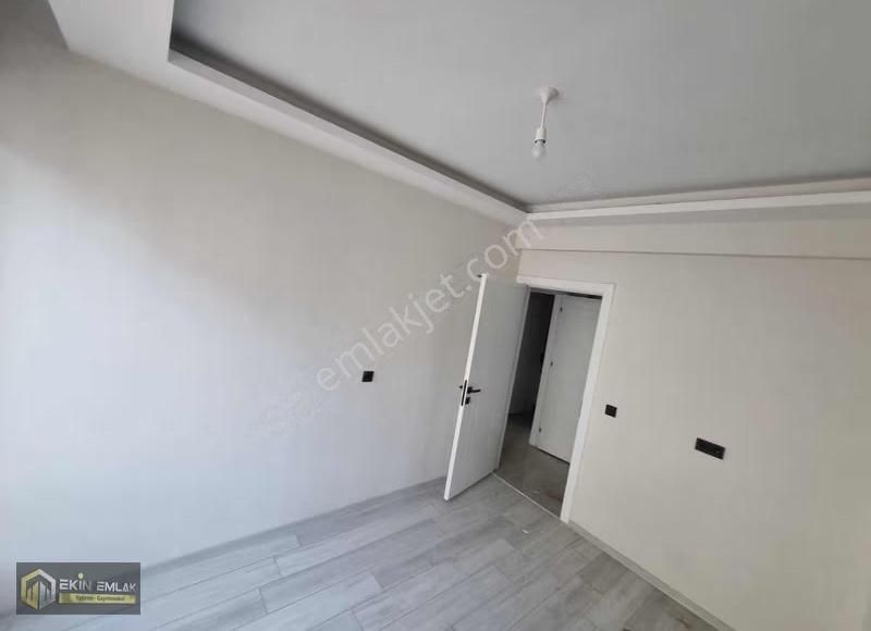 Meram Alakova Mah. Bim Market Yakını 2+1 Lüx Y. Girişkat Daire - Görsel 15