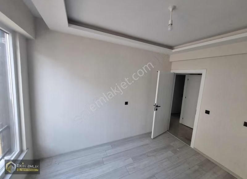 Meram Alakova Mah. Bim Market Yakını 2+1 Lüx Y. Girişkat Daire - Görsel 8