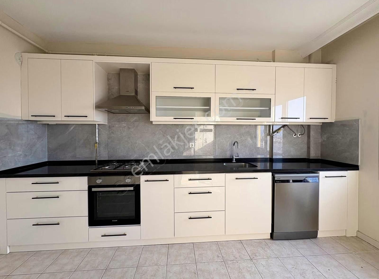 Özlemyardımcı'dan Kardelen Konutlarında İçi Yapılı Kiralık Daire - Görsel 27