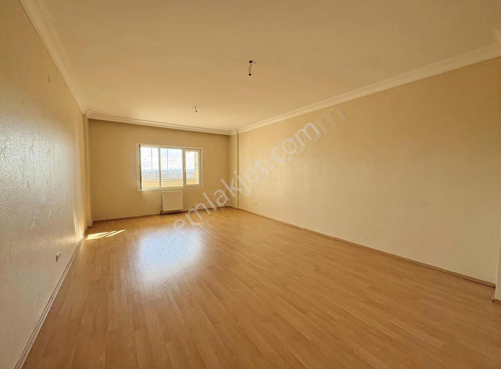 Özlemyardımcı'dan Kardelen Konutlarında İçi Yapılı Kiralık Daire - Görsel 24