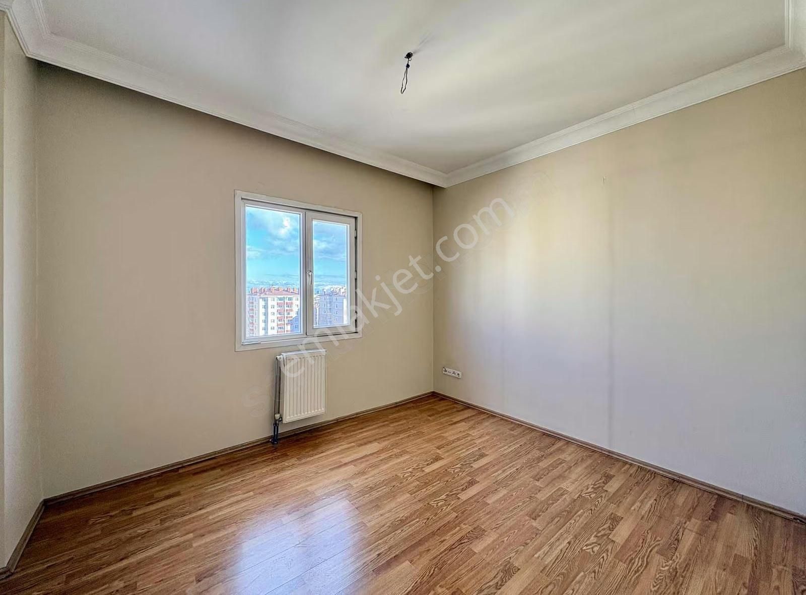 Özlemyardımcı'dan Kardelen Konutlarında İçi Yapılı Kiralık Daire - Görsel 16