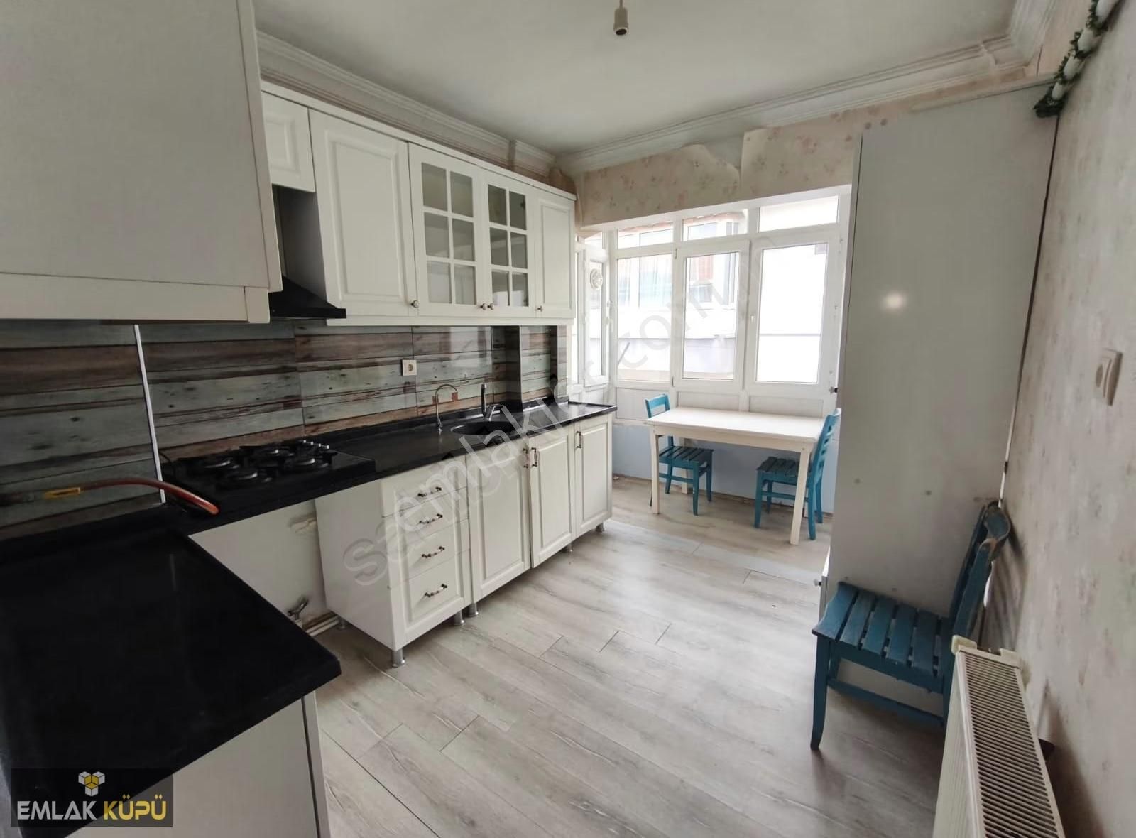 Atatürk Mah'de Kiralık 3+1 Katta Merkezi Konumda Daire - Görsel 4