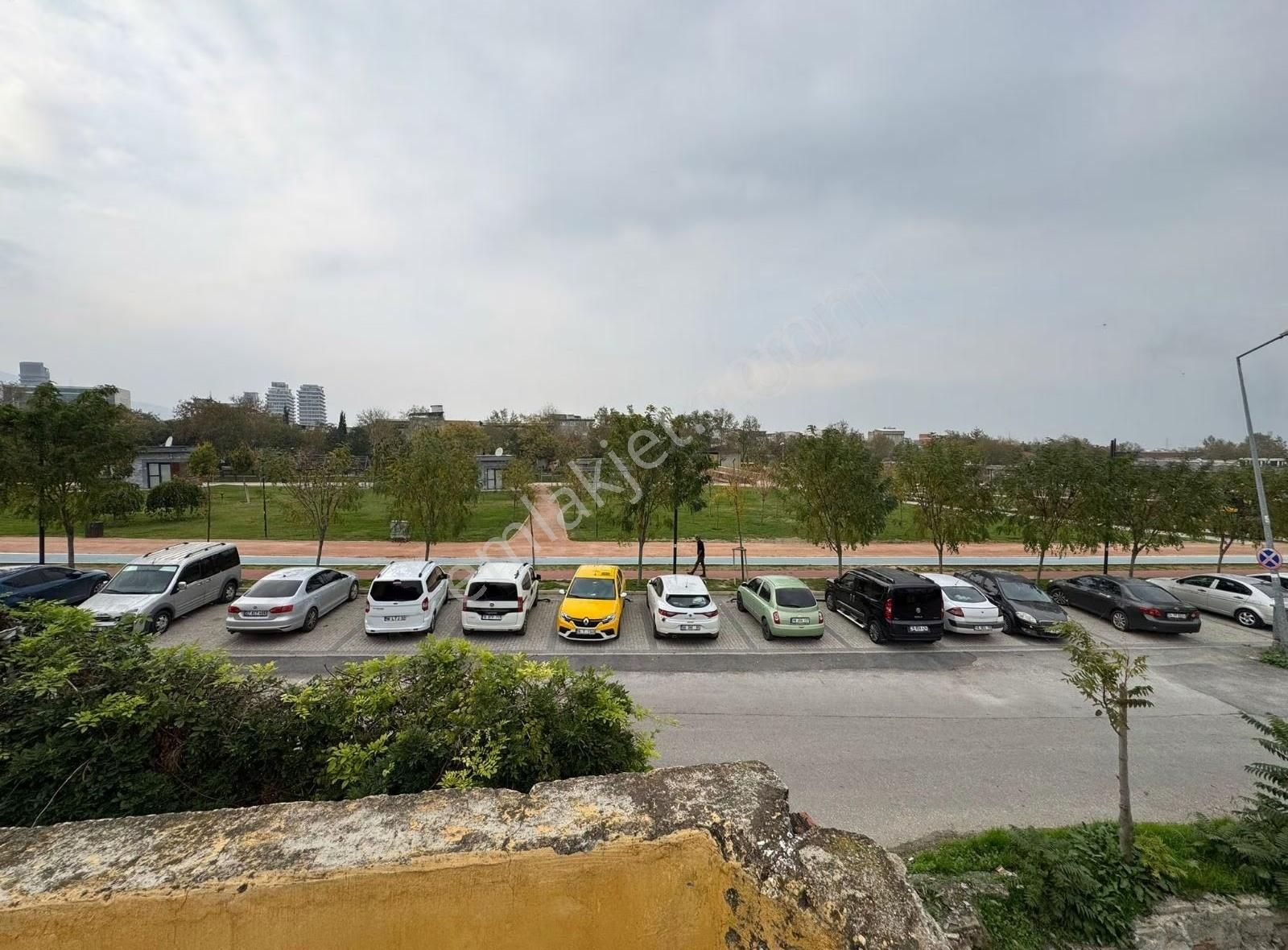 Müstakil Bahçeli 2 Katlı Bina - Görsel 4