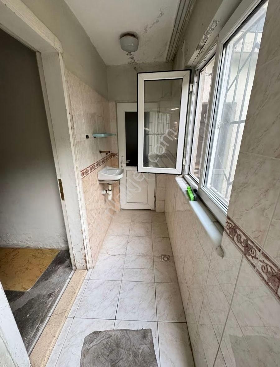 Müstakil Bahçeli 2 Katlı Bina - Görsel 13