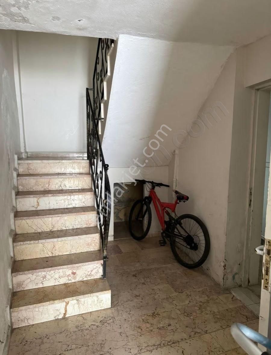 Müstakil Bahçeli 2 Katlı Bina - Görsel 6