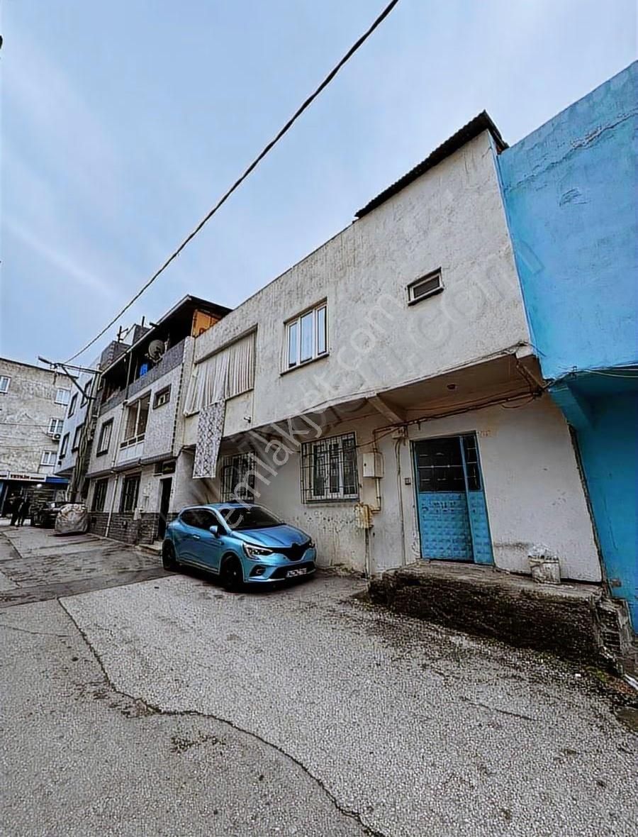 Ulus Mahallesinde 2 Katlı Bahçeli Bina - Görsel 11