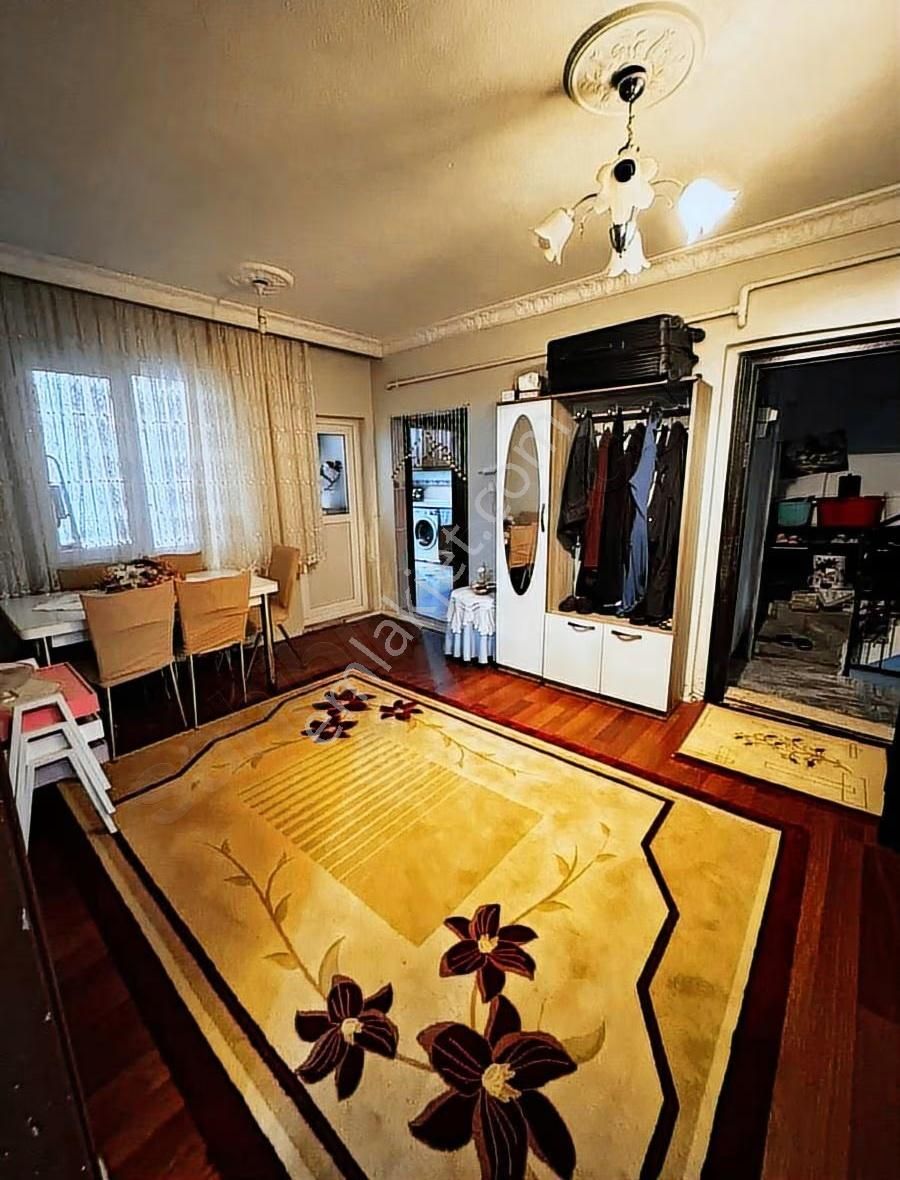 Ulus Mahallesinde 2 Katlı Bahçeli Bina - Görsel 19