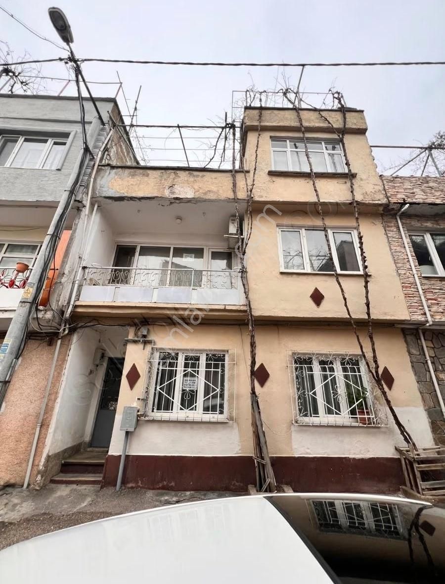 3 Katlı Müstakil Bina - Görsel 11