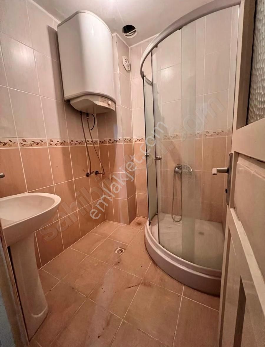 3 Katlı Müstakil Bina - Görsel 13