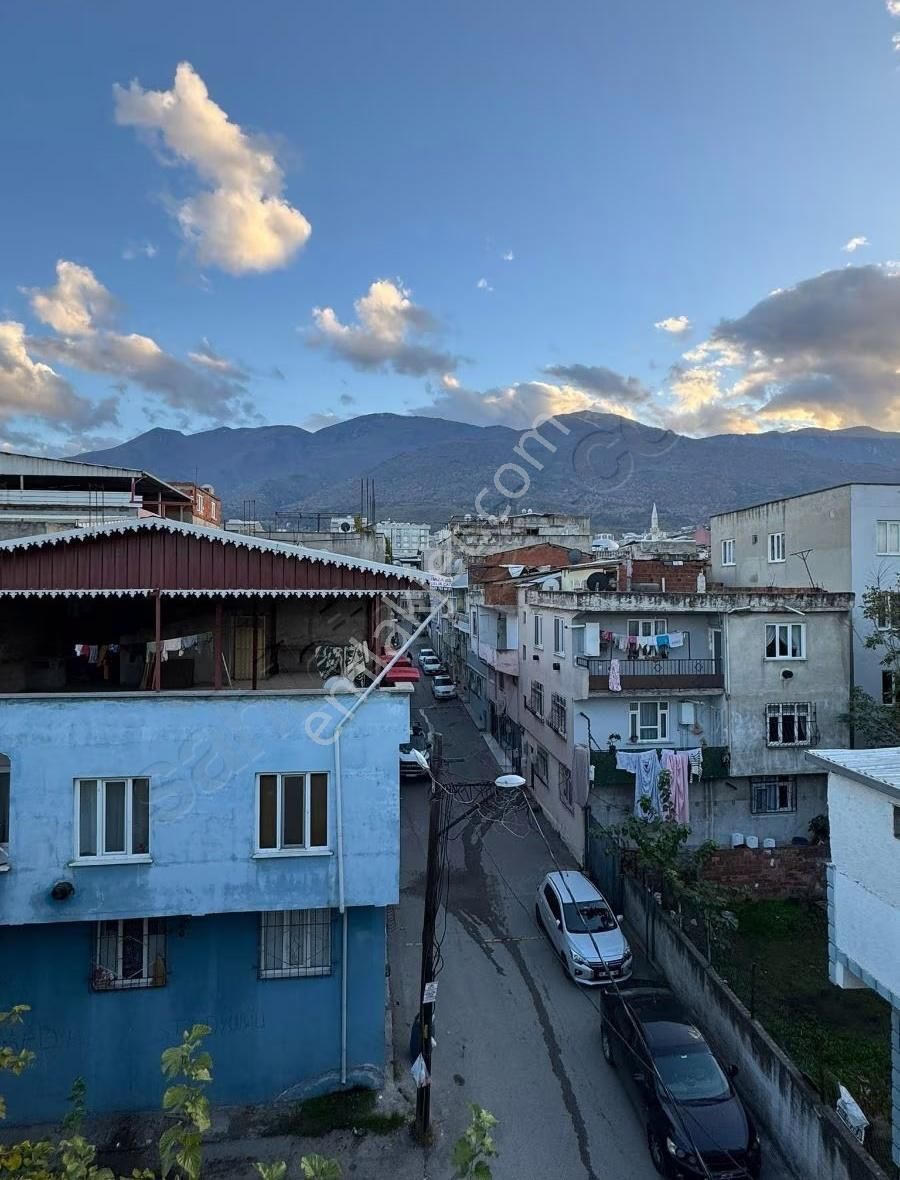 246 M² Bahçeli 4 Katlı Bina - Görsel 14