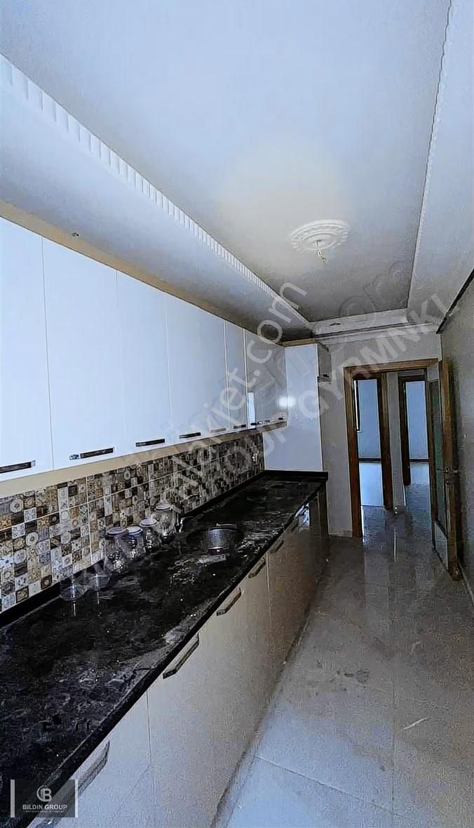 Fırsat Daire 3+1 Metronun Dibinde