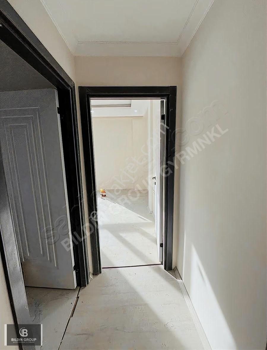Karlıbayır Mah 2+1 90 Sitede Satılık Arakat Daire - Görsel 12