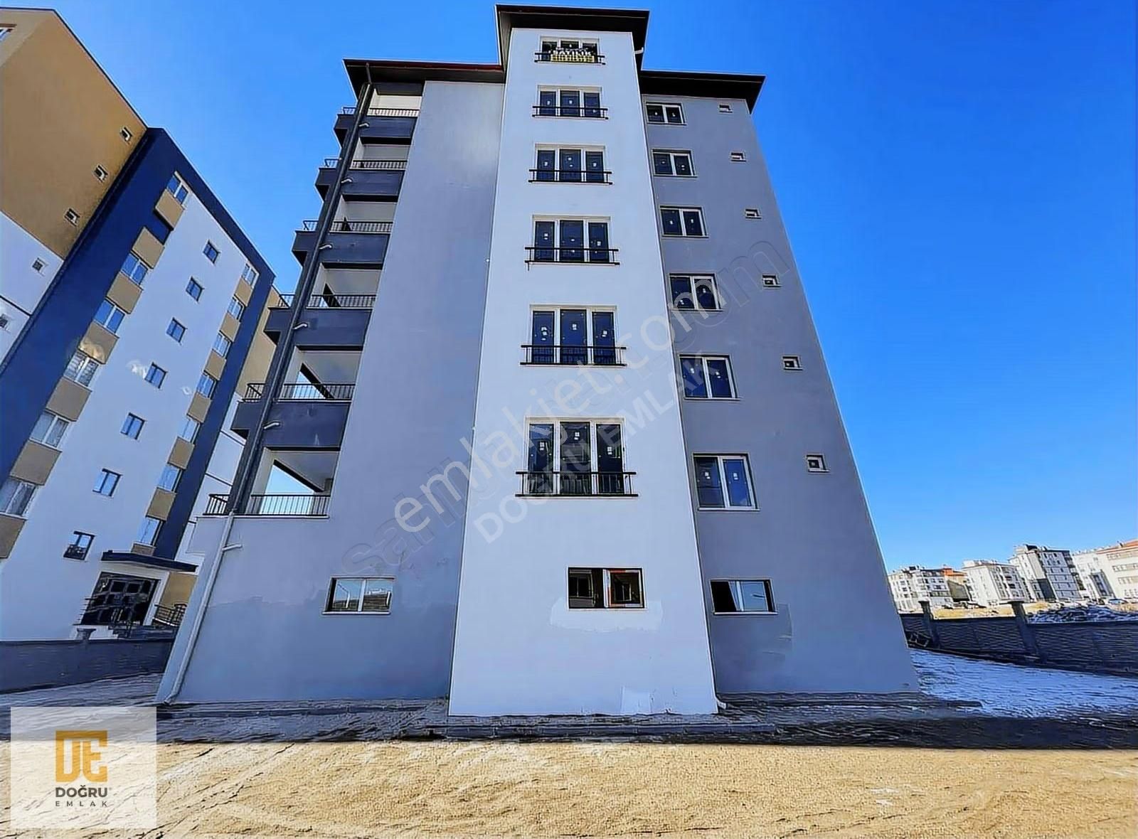 Doğru E- Erkilet'de Oturuma Hazır 3+1 Kombili Daireler! - Görsel 15