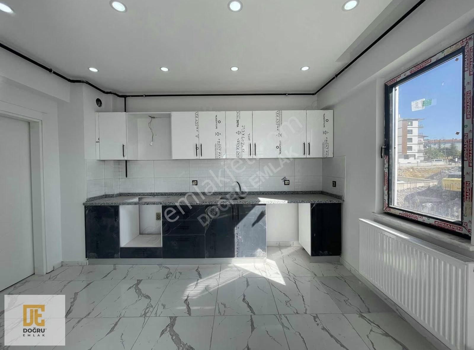 Doğru Emlak - Meskenli Kombili 3+1 Güney Cephe Lüks Daire - Görsel 2