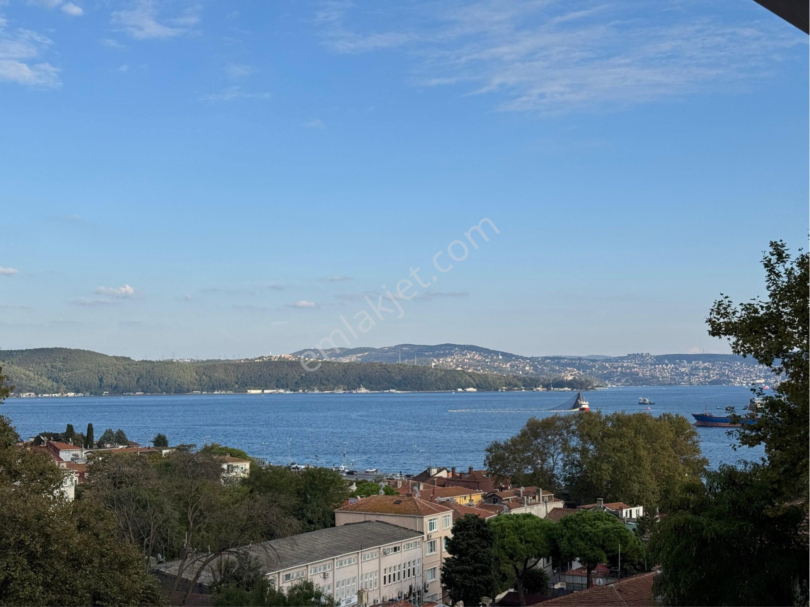 Sarıyer Büyükdere’de Deniz Manzaralı Satılık Daire
