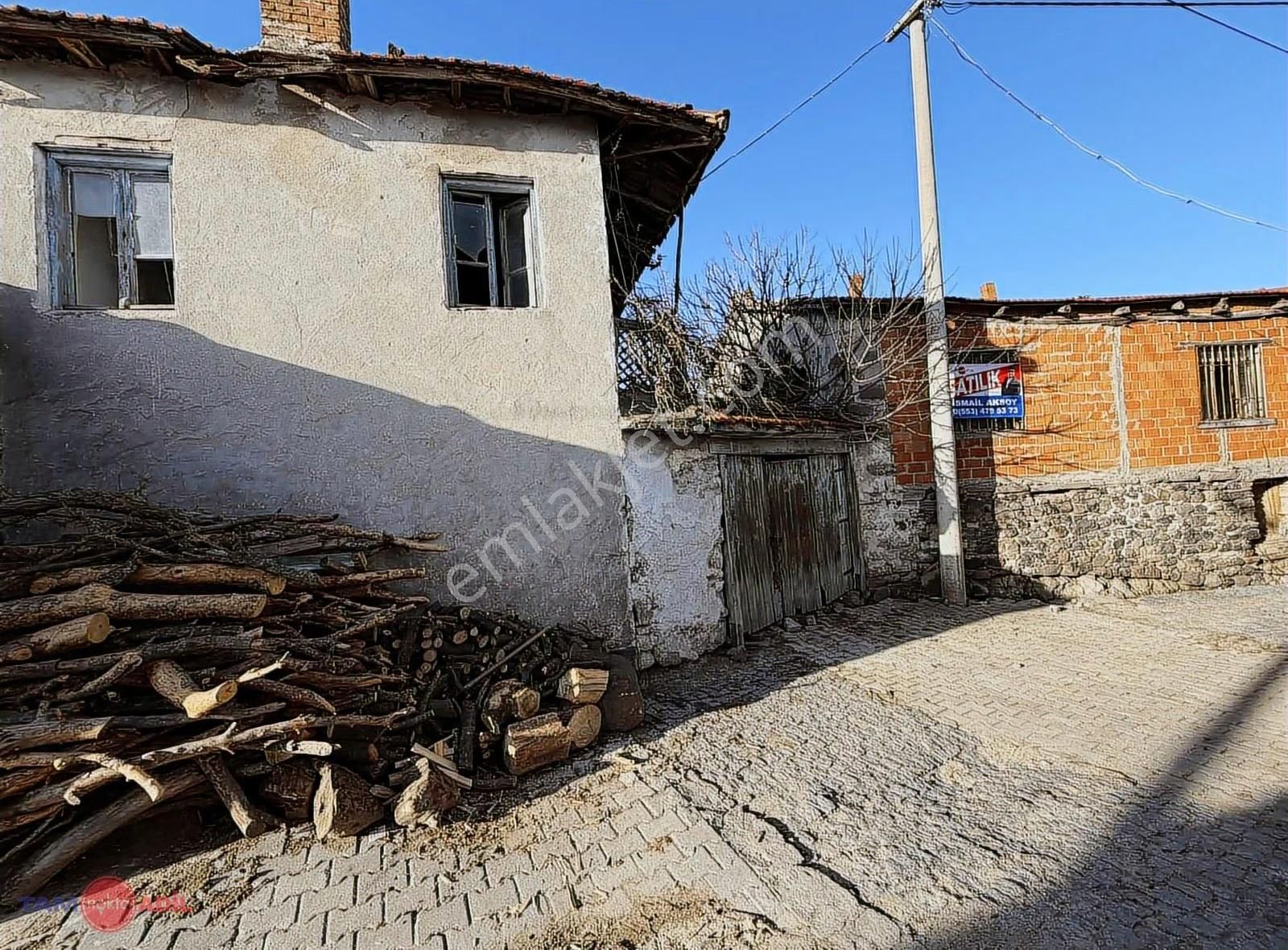 Kınık Örtülü Köyü 2 Hane Ev Dam Samanlık Bulunan Müstakil Yaşam - Görsel 12