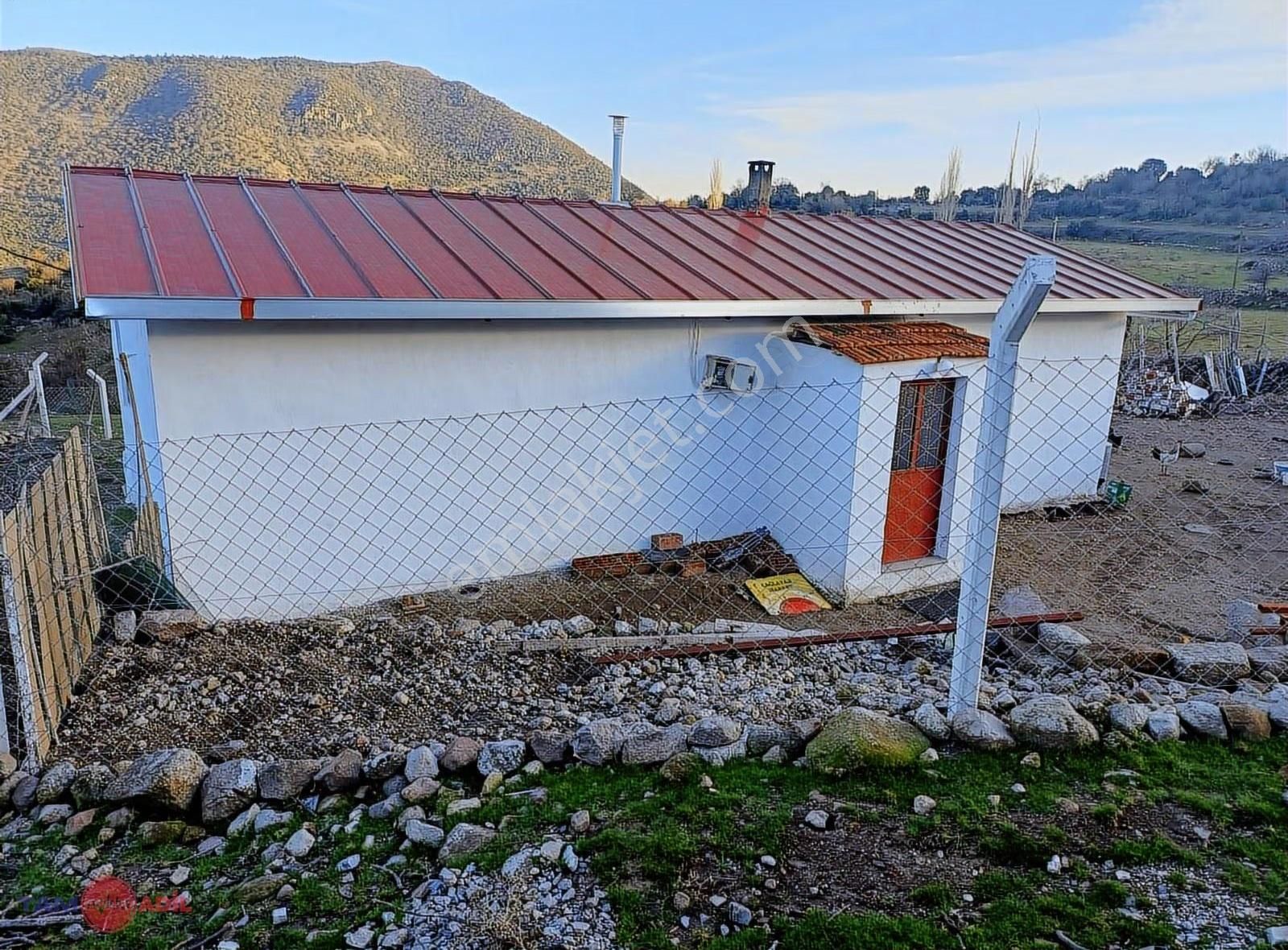 Satılık Taş Ev Ve 1,228 M2 Bahçe - Görsel 14