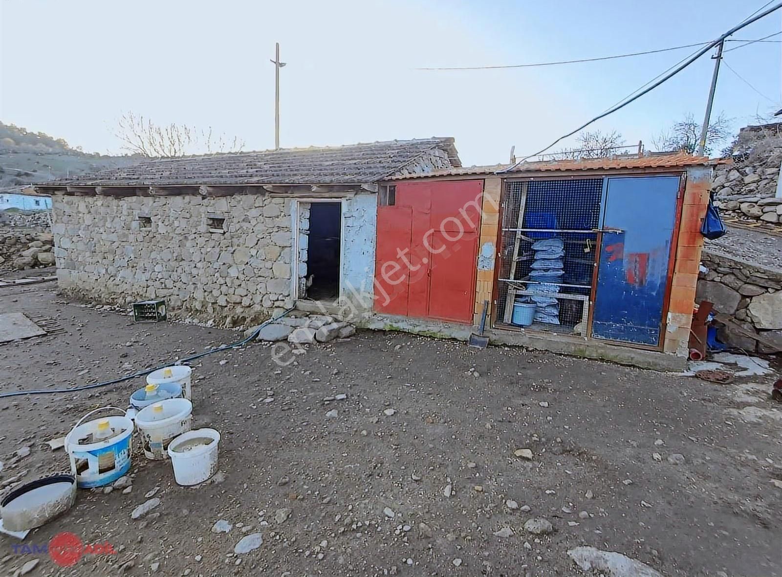 Satılık Taş Ev Ve 1,228 M2 Bahçe - Görsel 19