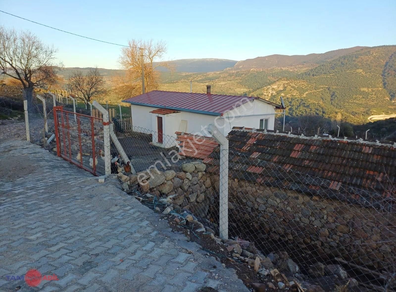 Satılık Taş Ev Ve 1,228 M2 Bahçe - Görsel 6