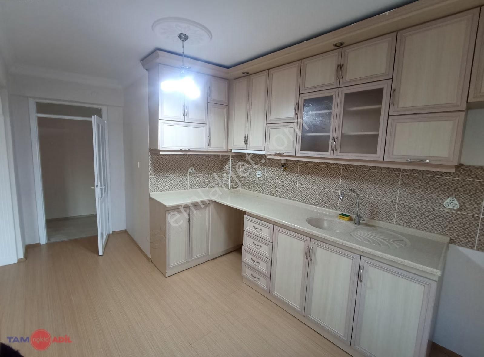 100. Yıl Mevki 3+1 Kiralık Arakat Daire