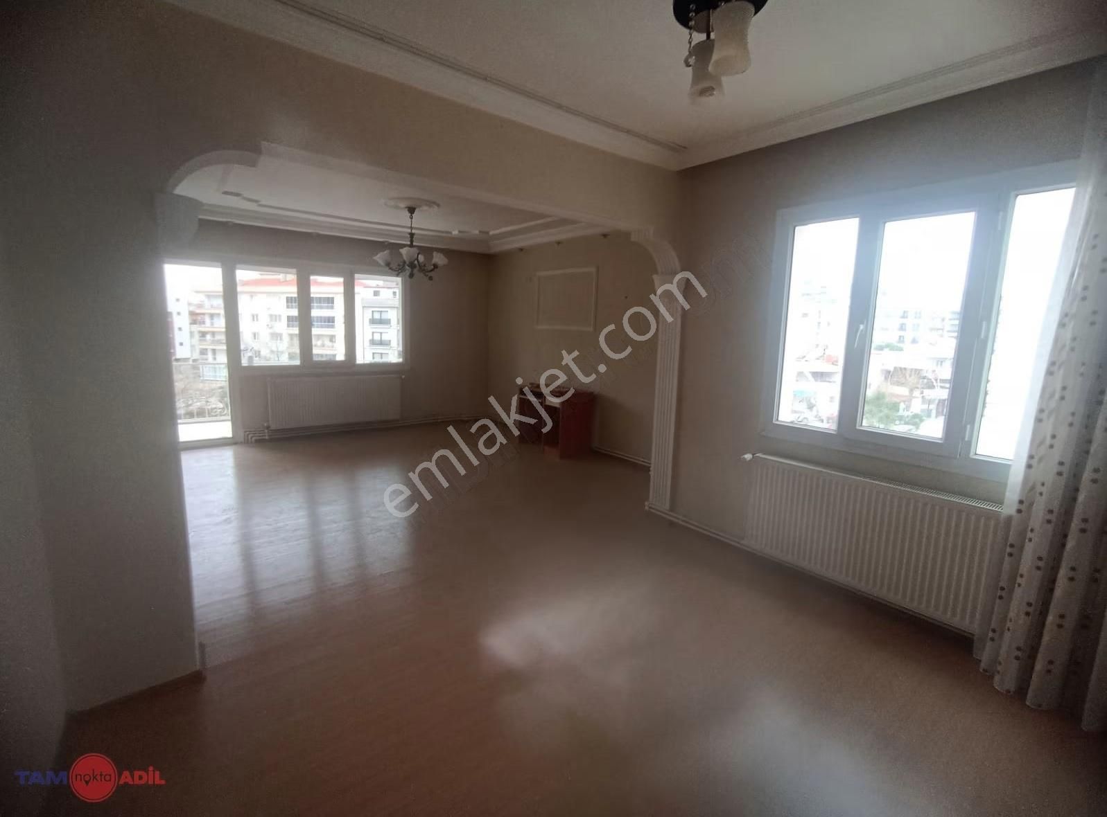 Hüsnü Şenlendirici Parkında Kiralık Daire - Görsel 15