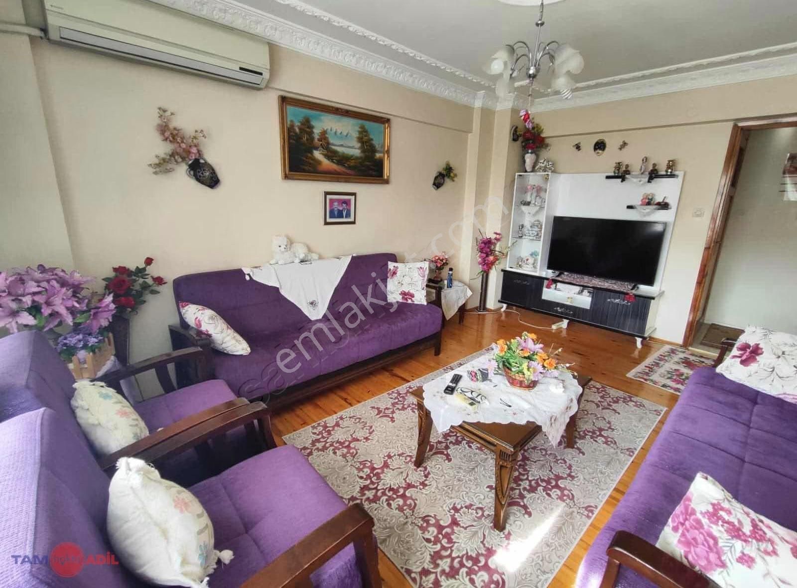 Bayraklıda Merkezi Konumda, Kullanışlı Planlı 3+1 Satılık Daire - Görsel 2