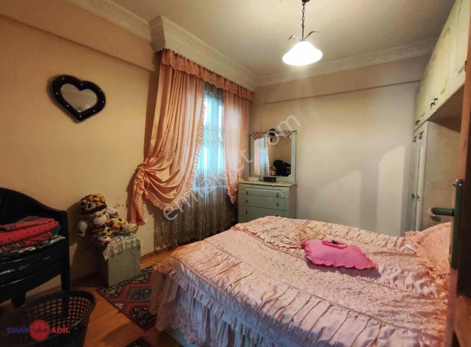 Bayraklıda Merkezi Konumda, Kullanışlı Planlı 3+1 Satılık Daire - Görsel 18