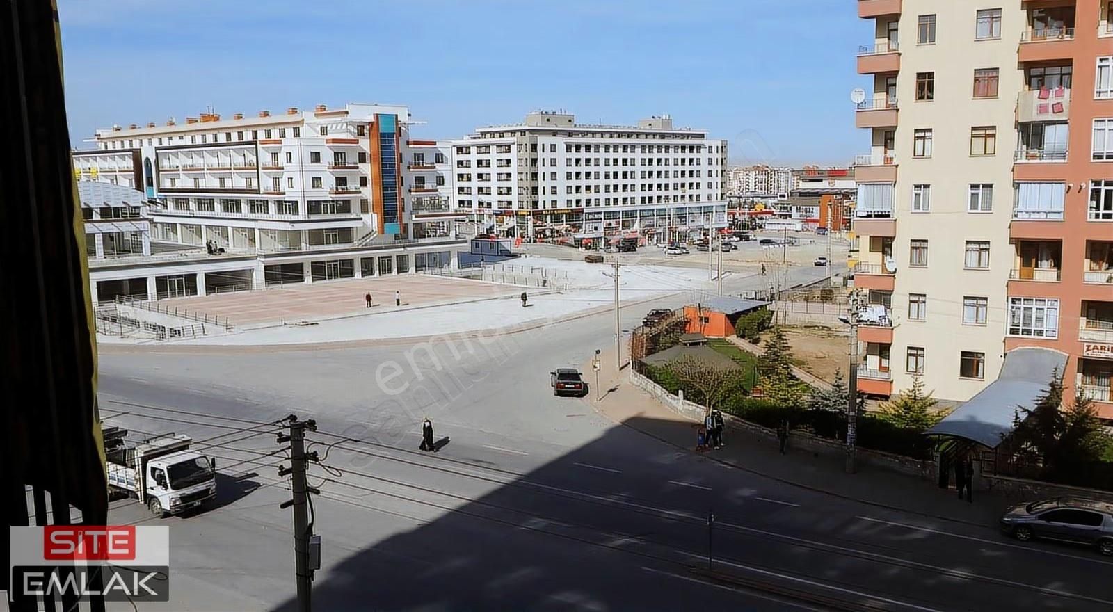 Site Emlak'tan Bosna Mesaj Cad. Üstünde Kiralık 3+1 Daire - Görsel 10