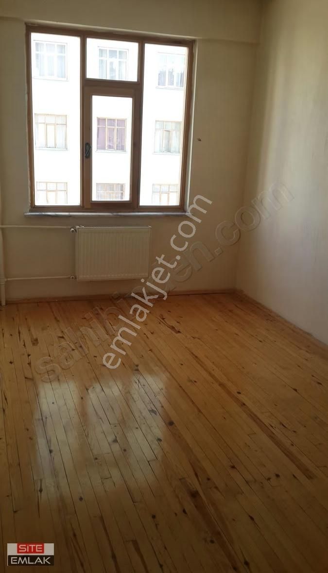 Site Emlak'tan Bosna Mesaj Cad. Üstünde Kiralık 3+1 Daire - Görsel 19