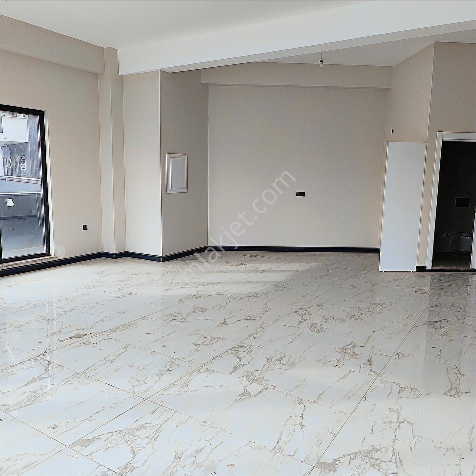 Re/max True'dan Belediye Karşışı Dura Center Kiralık Ofis & Büro - Görsel 15