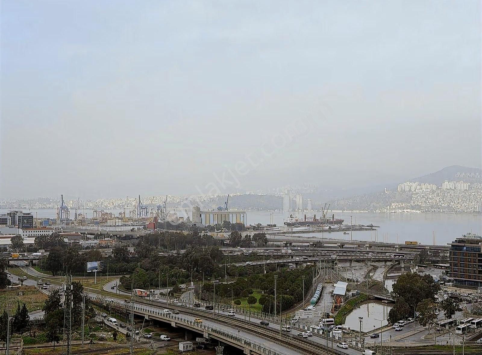 Megapol İzmir Ful Deniz Manz. 325m2 Kiralık 3+1 Kdvli Ofis - Görsel 2
