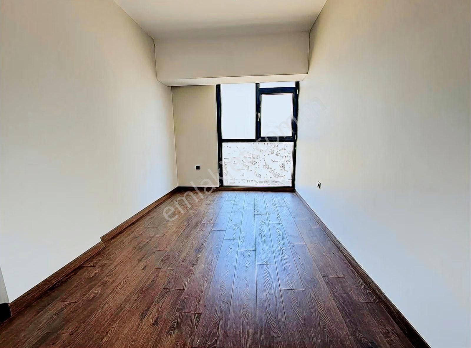 Bornova İkon Live 3+1 Büyük Tip Kapalı Mutfak Kiralık Daire - Görsel 19