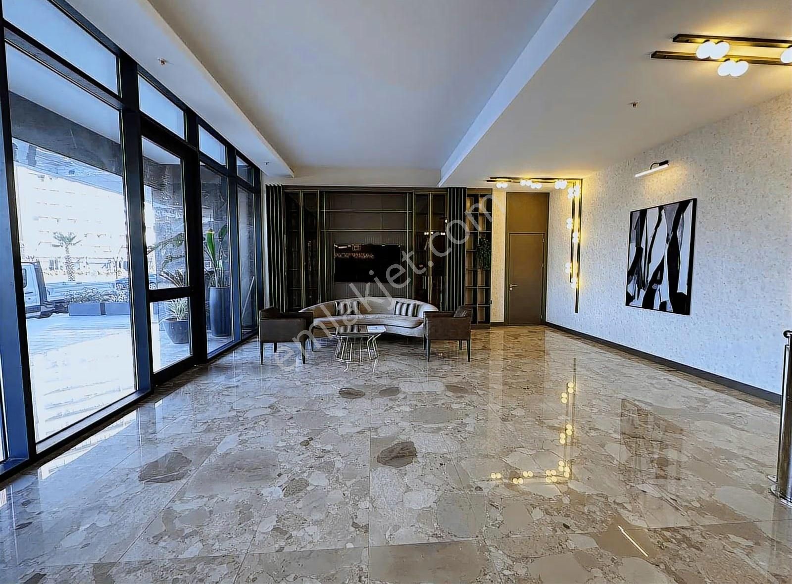 Bornova İkon Live 3+1 Büyük Tip Kapalı Mutfak Kiralık Daire - Görsel 22