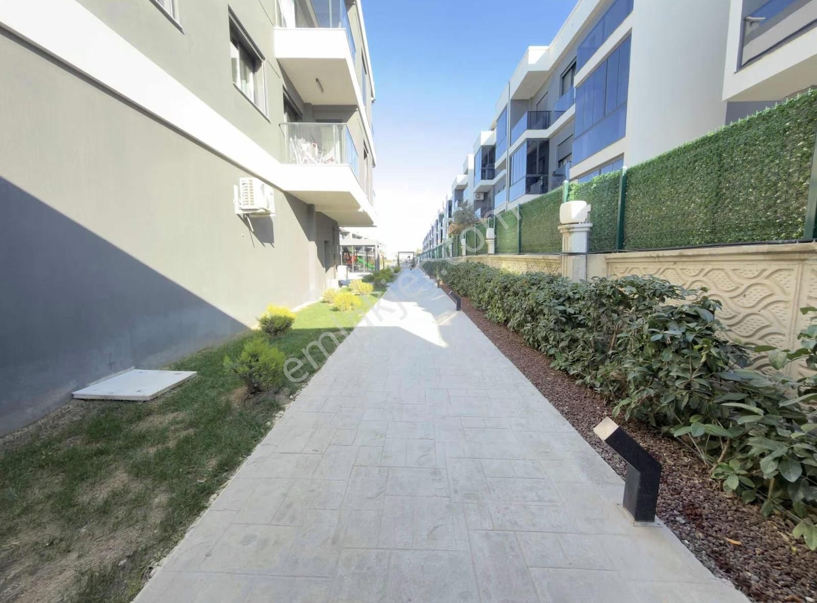 Gaziemir Sarnıç Site İçi Satılık Bahçeli 3+1 Sıfır Daire - Görsel 31