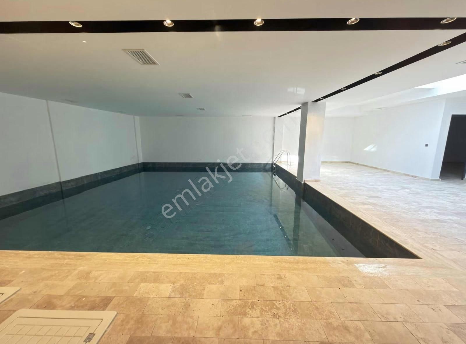 Gaziemir Sarnıç Site İçi Satılık Bahçeli 3+1 Sıfır Daire - Görsel 19